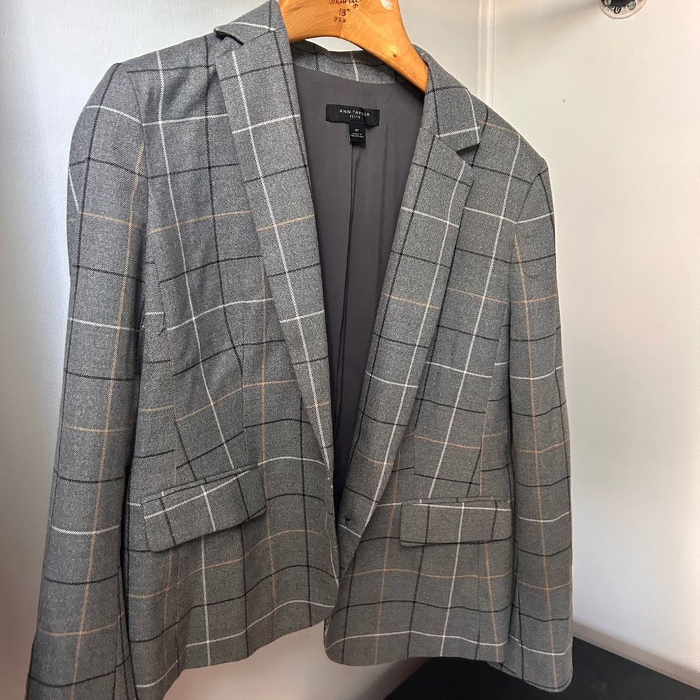 Ann Taylor Gray Sport Coat with Notched Lapel